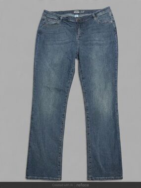 Classic Women's Straight-Leg Jeans in Medium Blue